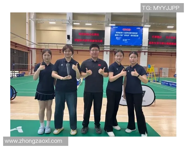 南京羽毛球队在全国配合排行榜中荣获第六名展现出强大实力与团队合作精神