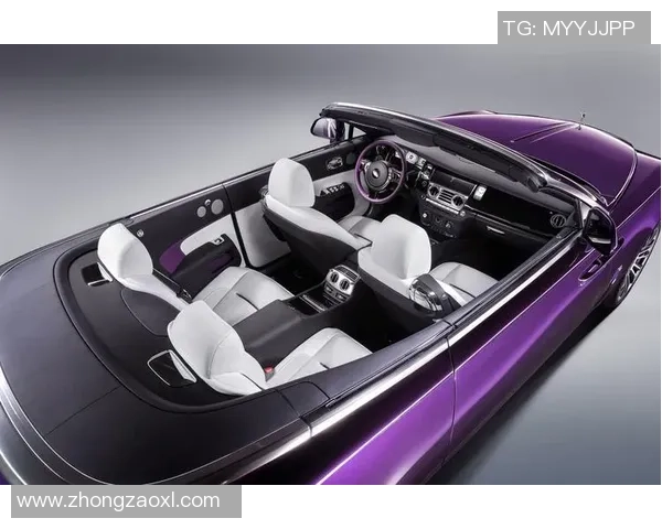 足球明星汽车摆件小巧精致为爱车增添个性魅力的完美选择 足球明星汽车摆件小巧精致为爱车增添个性魅力的完美选择